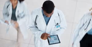 Cibersegurança na área de saúde: como proteger dados de pacientes e profissionais?